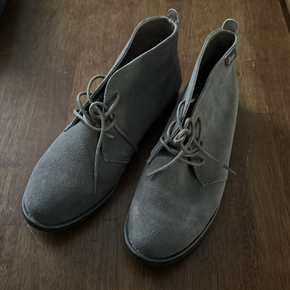 Bass boots